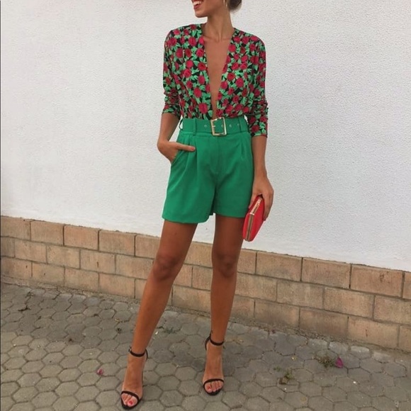 BLOGGER FAVORITE GORGEOUS NWT ZARA Floral Bodysuit - Picture 6 of 8